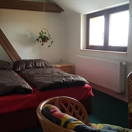 Penzion Eqilon Guest house *