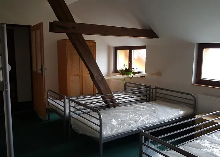 ゲストハウス Penzion Eqilon