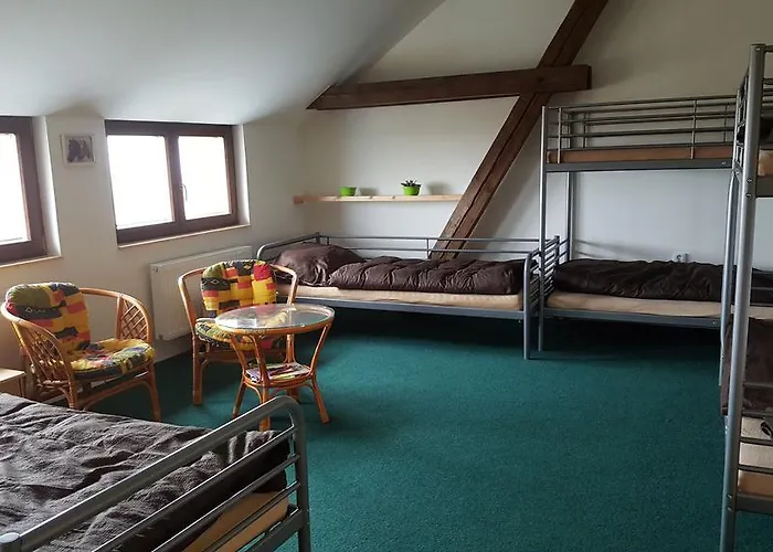 Penzion Eqilon ゲストハウス *