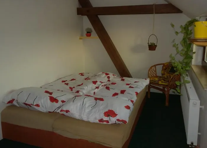 Penzion Eqilon Guest house *